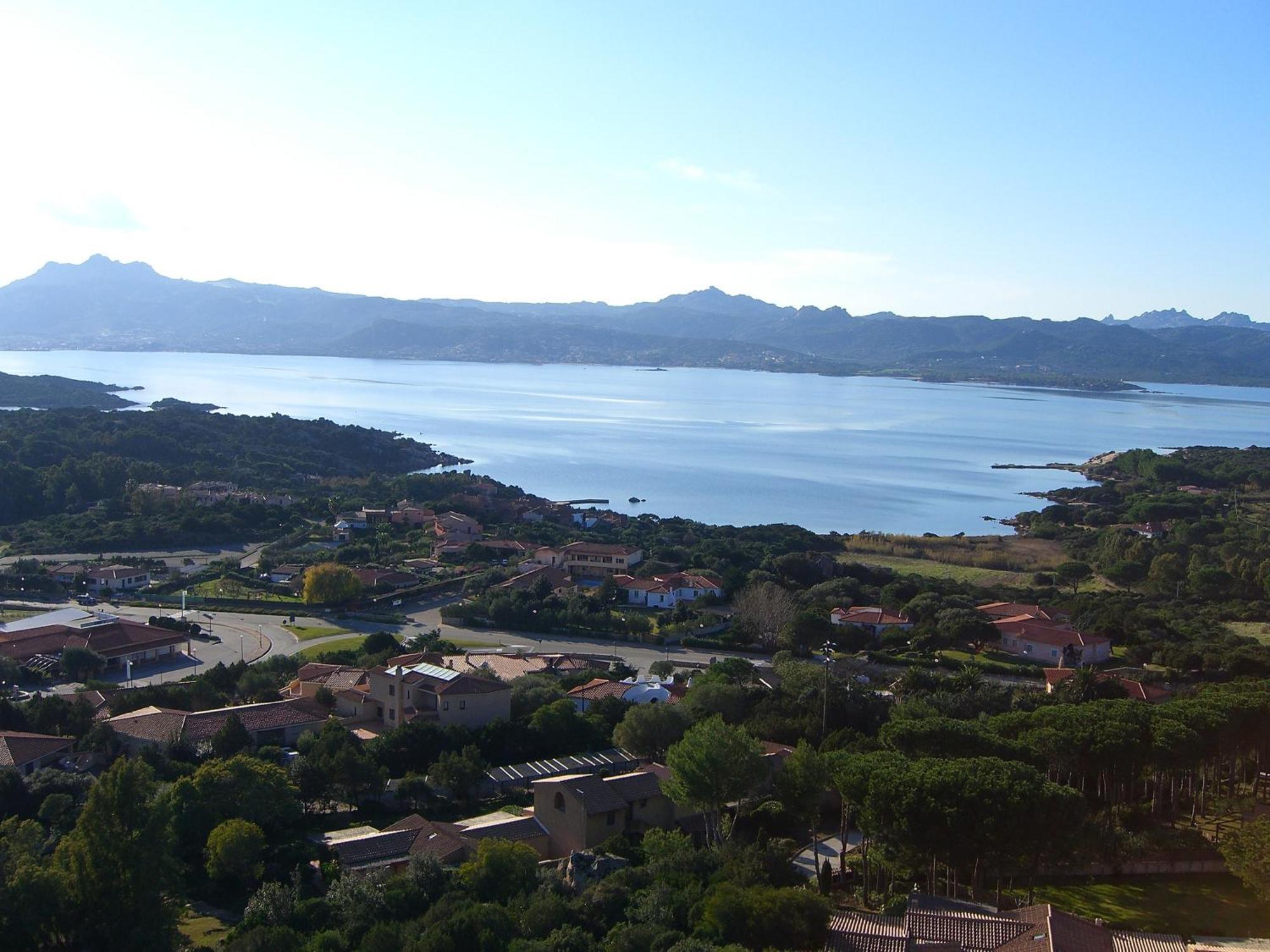 Hotel 3 Botti Baja Sardinia Ngoại thất bức ảnh