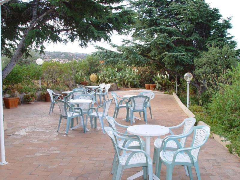 Hotel 3 Botti Baja Sardinia Ngoại thất bức ảnh
