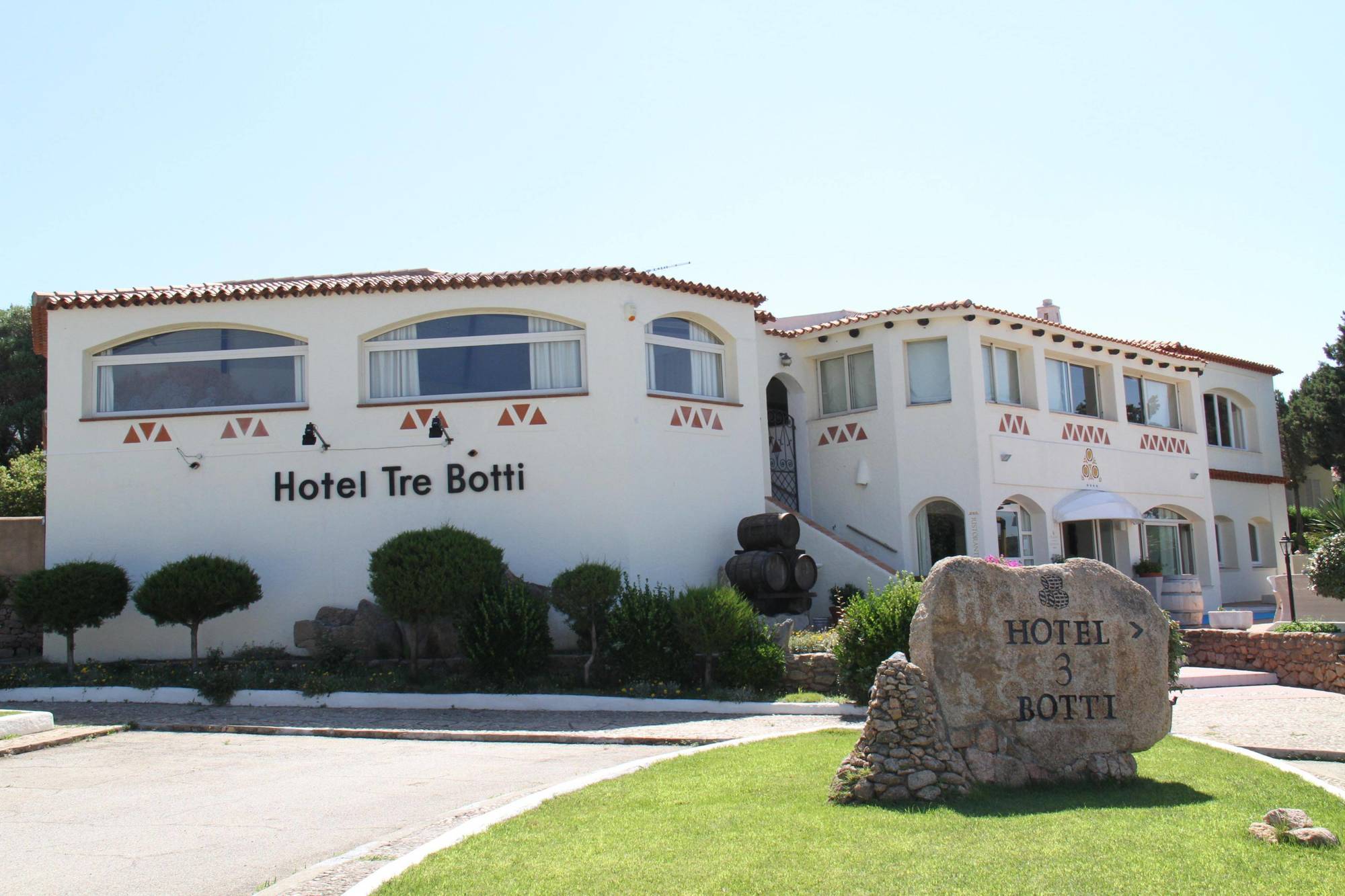 Hotel 3 Botti Baja Sardinia Ngoại thất bức ảnh