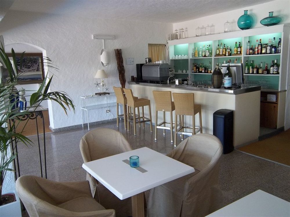 Hotel 3 Botti Baja Sardinia Ngoại thất bức ảnh